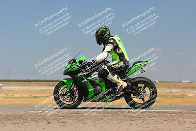 media/Sep-04-2023-Lets Ride (Mon) [[34443f911e]]/B Group/1220pm (Wheelie Bump)/